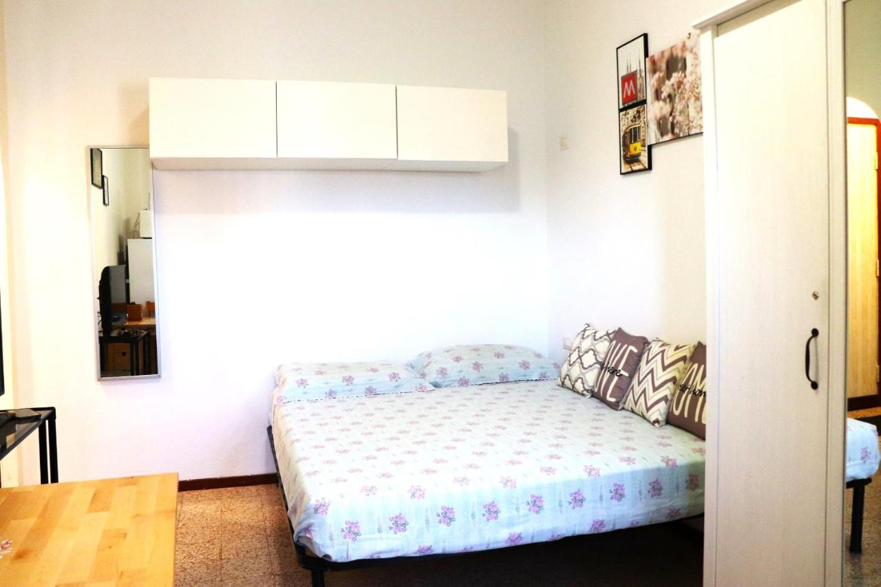Ferienwohnung * La Casa Di Arti * 25 Min Dal Duomo Mailand Exterior foto